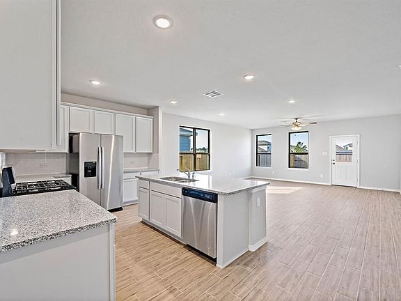2nd image of 14520 Jelly Pines Dr