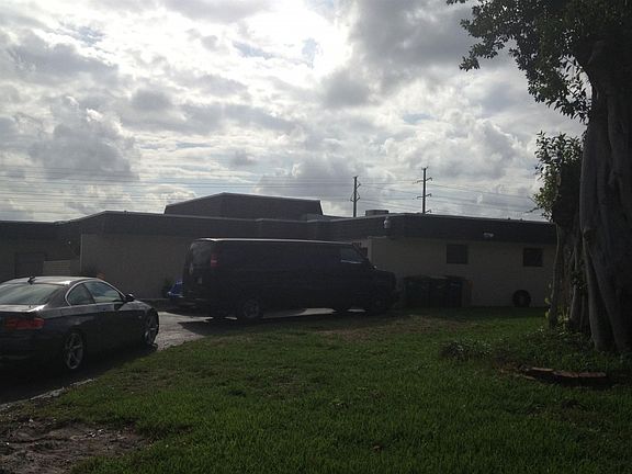 5th image of 5307 W Palm Cir