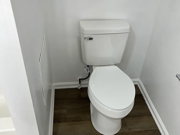 102 Gateway Dr — Photo 13