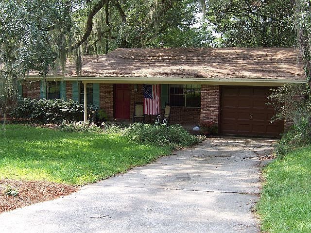 1st image of 905 Chestwood Ave