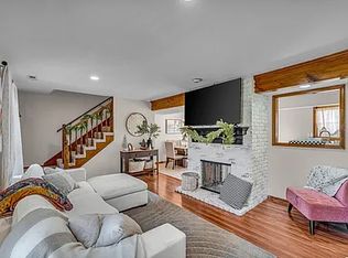 1501 Crossgate Dr, Lawrence, KS 66047