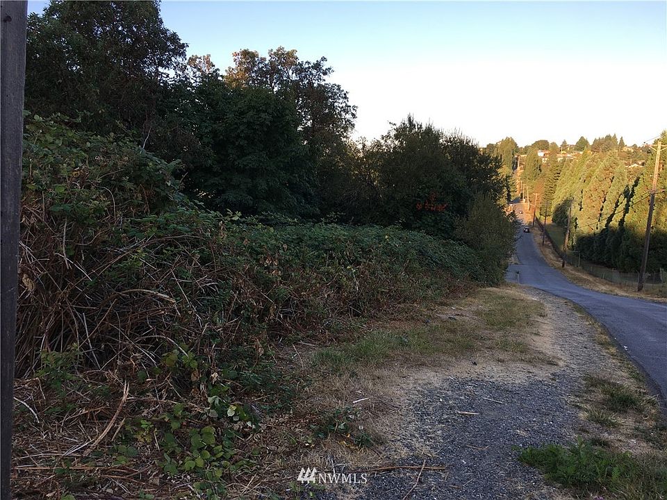 2nd image of 0 Browns Point Blvd NE & 33rd St NE