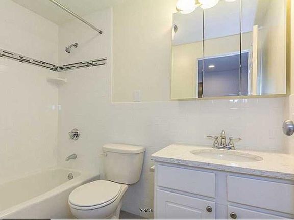 4th image of 2 Ocean Ave APT 704