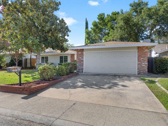 1304 Wendy Ct, Roseville, CA 95661