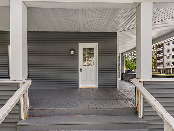 5th image of 713 W Illinois St #2