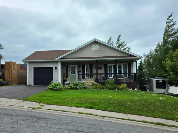 2 Rowsell Street, Corner Brook, NL A2H7M3