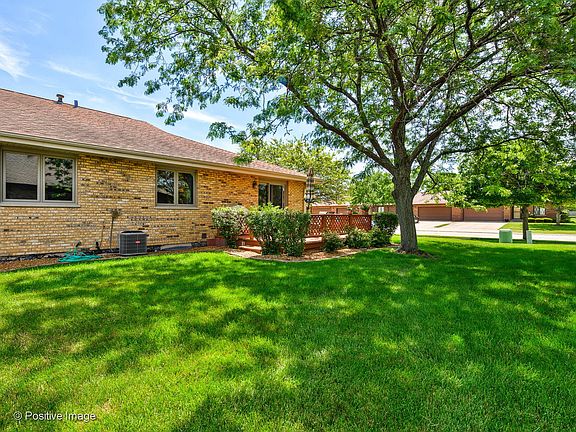 2nd image of 901 Winter Park Dr #901