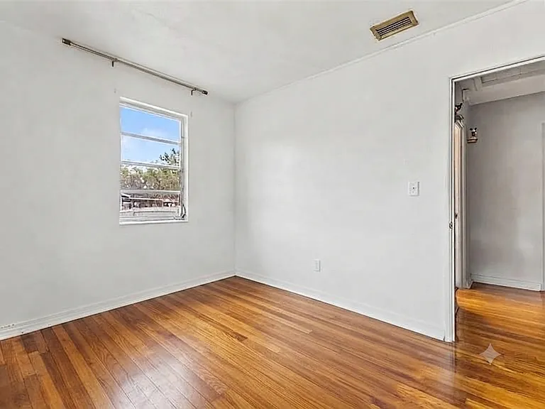 13 E Magnolia St — Photo 25