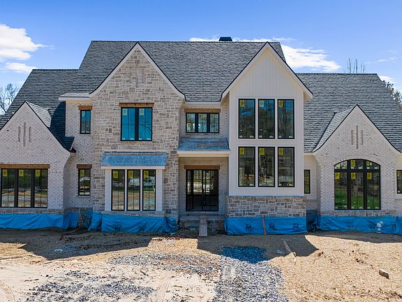 2nd image of 113 Hickory Flat Rd