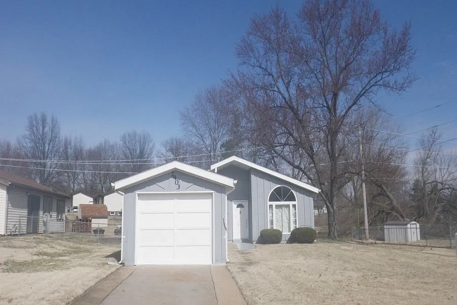 2403 Blue Heron Dr photo 1