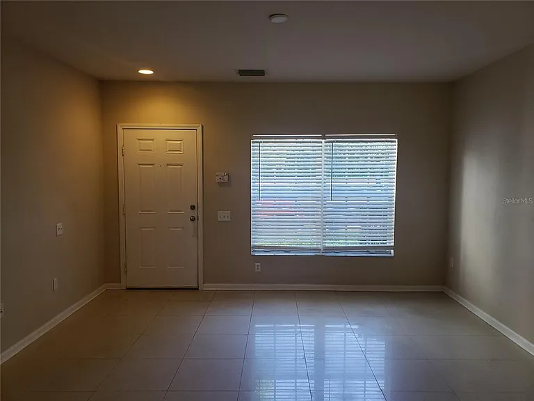 10173 Bessemer Pond Ct — Photo 2