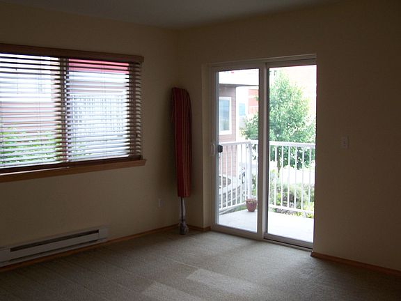 2nd image of 218 Broadway APT 7C
