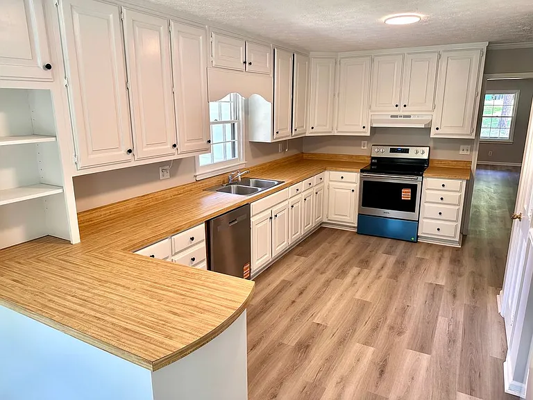 2079 McDaniels Bridge Rd SW — Photo 13