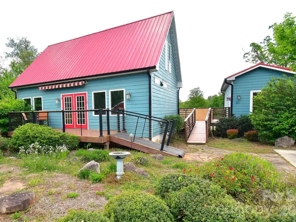 6 Belvedere Rd, Asheville, NC 28803