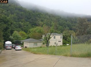 26473 Palomares Rd, Castro Valley, CA 94552