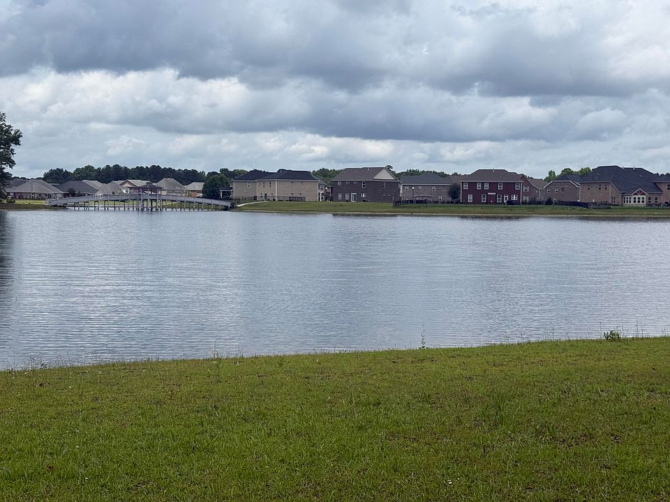 1st image of 1940 Currituck Dr