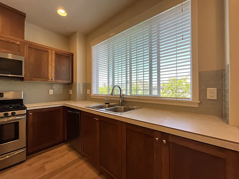 13162 SW Aubergine Ter — Photo 12