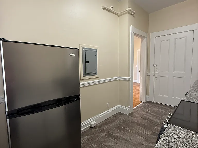 1470A Beacon St #65 — Photo 8