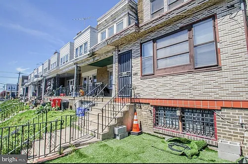6323 Chester Ave Photo 1