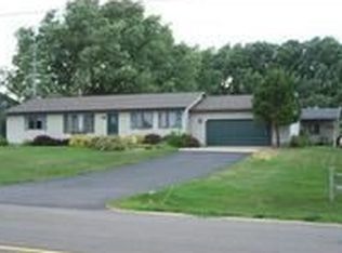 120 Flanders Rd, Charlotte, MI 48813