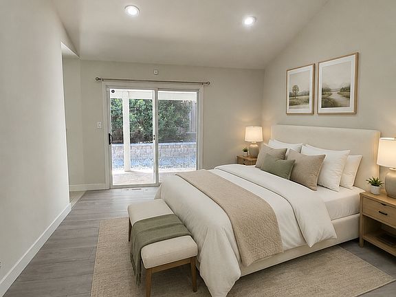 5th image of 6149 Castello Dr