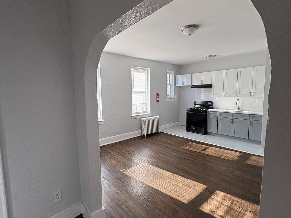 2nd image of 361 Sanford Ave APT C3