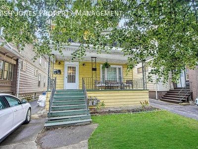 13 Roanoke Pkwy, Buffalo, NY, 14210