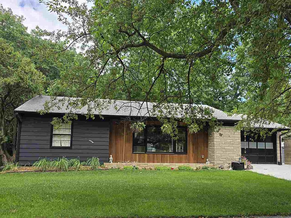 1st image of 111 Montrose Ave