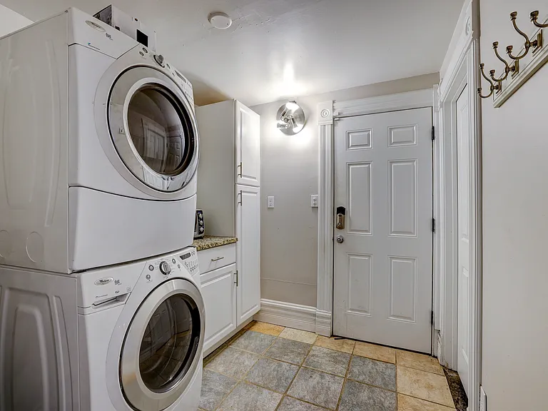 727 Kalamath St — Photo 37
