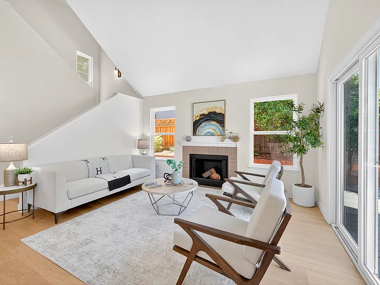 726 Buena Vista Pl — Photo 37