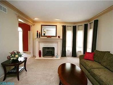 3rd image of 1330 Poppy Hills Dr