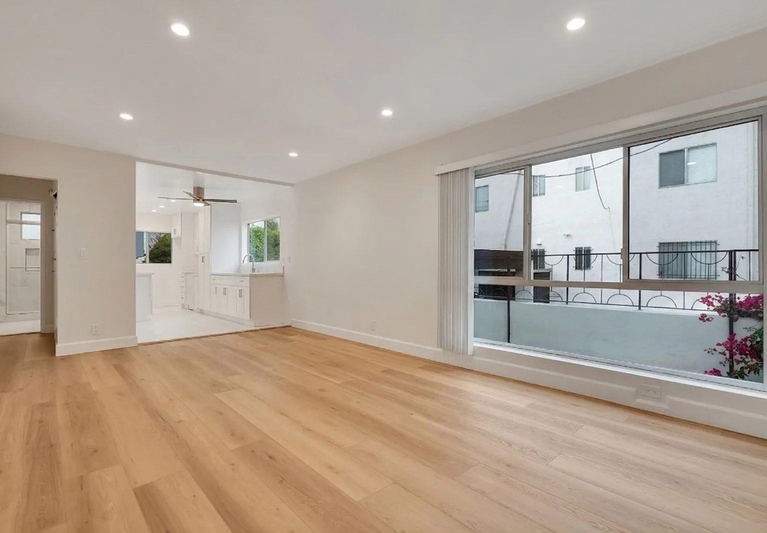 1 bed, 750 sqft, $2,695 — Photo 2