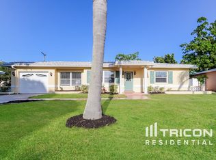 4813 Lake Charles Dr N, Kenneth City, FL 33709