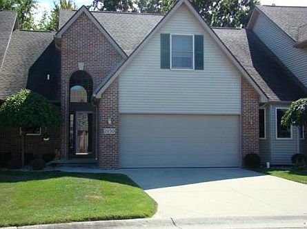 2nd image of 2050 Golfcrest Dr