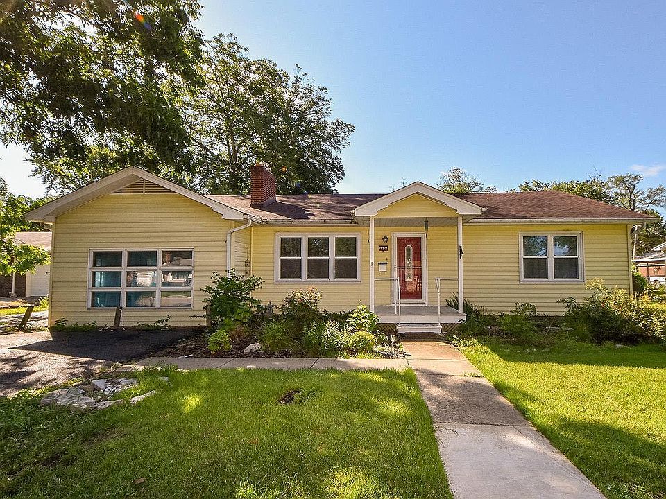 1st image of 1926 E Belle Ave
