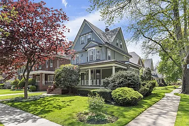 684 East 17th Street in Ditmas Park