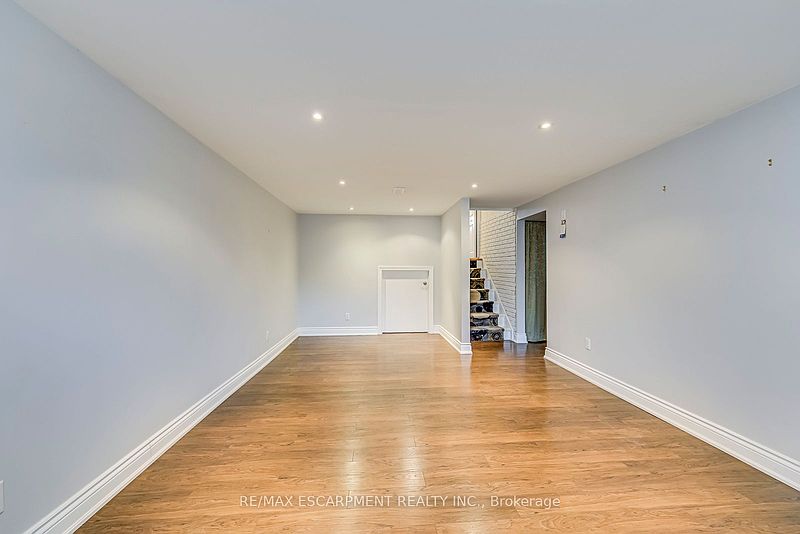Burlington House for rent - 3 Bedrooms — photo 25