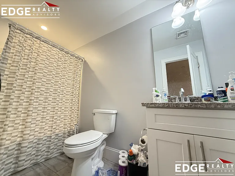 18 Bothwell Rd #1A — Photo 9