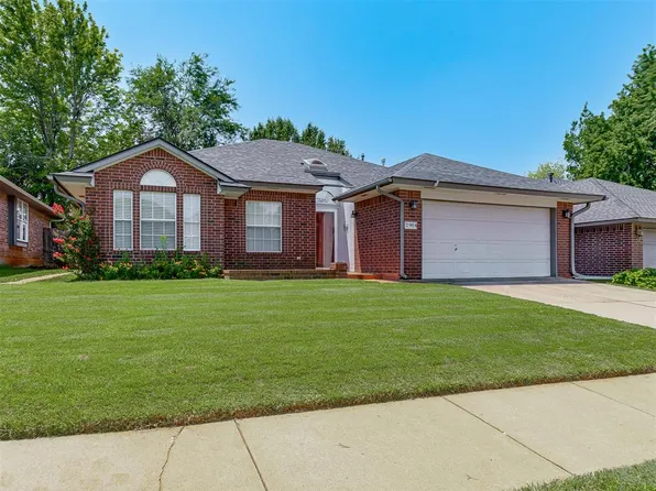 2904 Canyon Oaks Ct, Norman, OK 73071