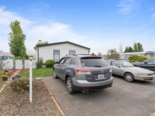 201 N 69th Ave, West Richland, WA 99353
