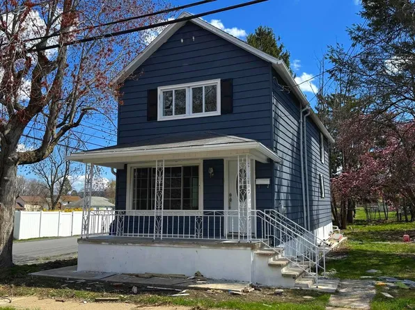 210 Cherry St, Duryea, PA 18642