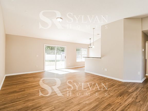 4th image of 9260 Whisper Glen Dr