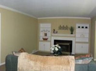 652 Kedzie St, East Lansing, MI 48823