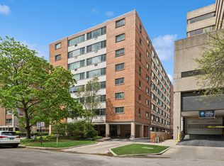 1516 Hinman Ave APT 506, Evanston, IL 60201