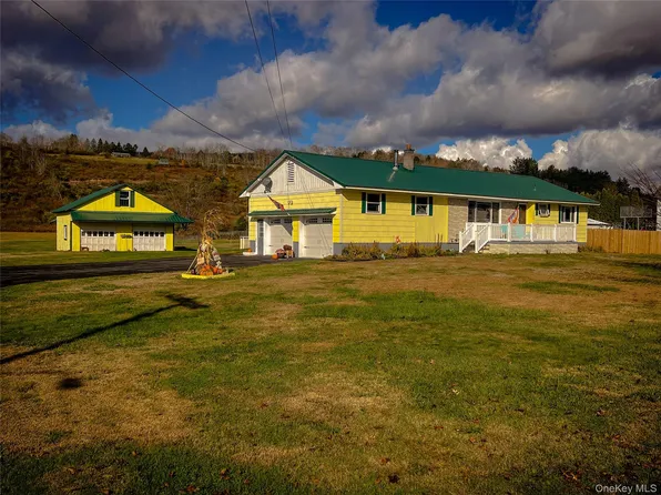 5076 State Route 52, Jeffersonville, NY 12748