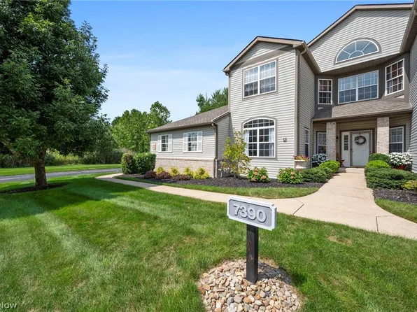 7390 Forest Cove Ln APT A, Northfield, OH 44067