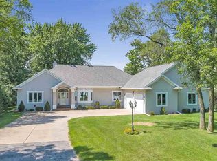 3451 Nicolet Dr, Green Bay, WI 54311