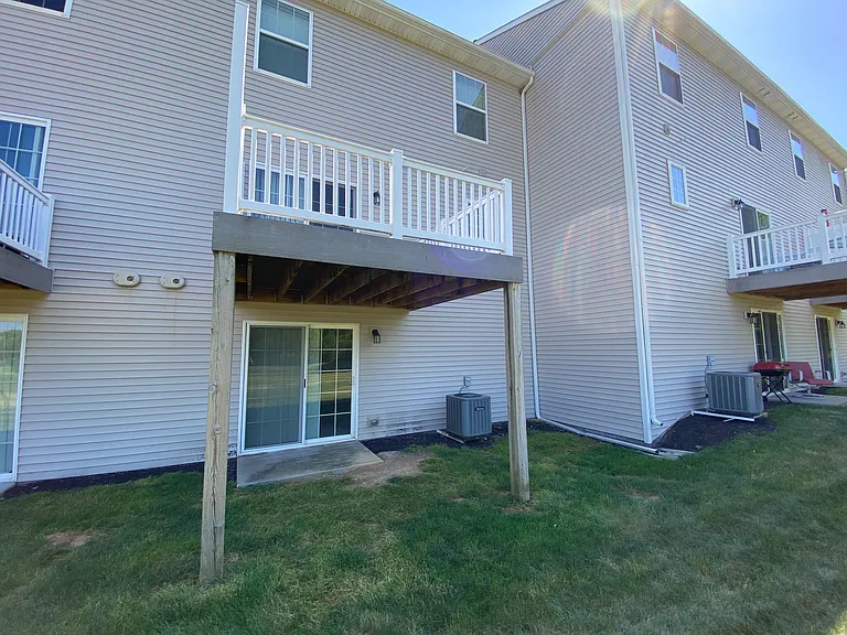 Fox Ridge — Photo 89