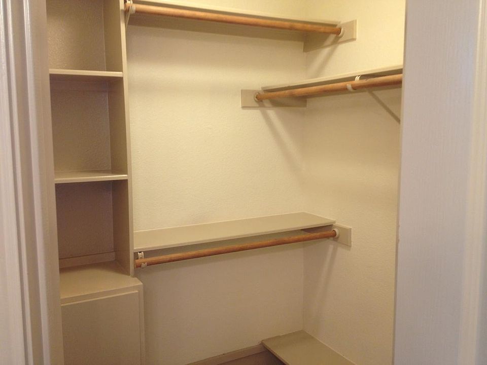 1st image of 707 Red Coat Dr #B