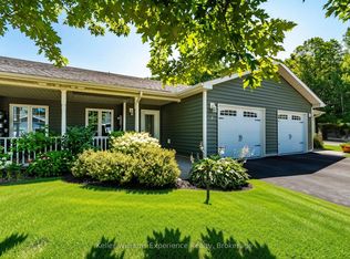 3 Chamberlain Cres, Penetanguishene, ON L9M0A5